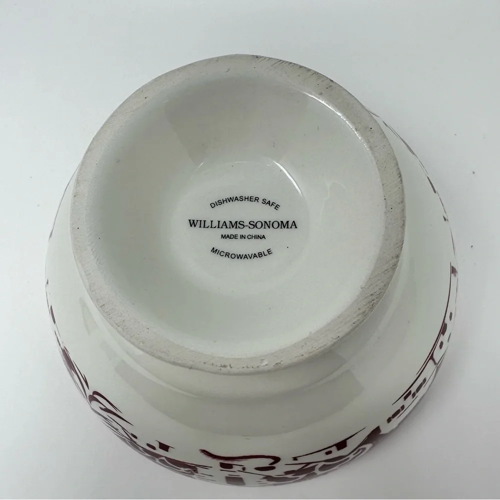 Williams-Sonoma Snowy Village Soup/Cereal Bowl Red White